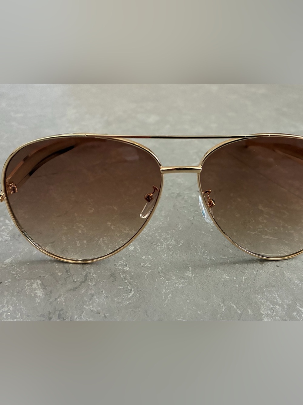 New Golden Aviators - Picture 3 of 6